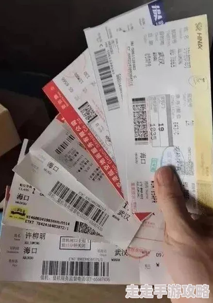 女同性之间同床互摸视频引发热议，网友们纷纷讨论其背后的情感与社会影响，关注度持续上升