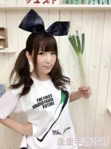 波多野结衣多人p引发热议，网友纷纷表达看法，有人认为其作品艺术性强，也有人对内容表示质疑