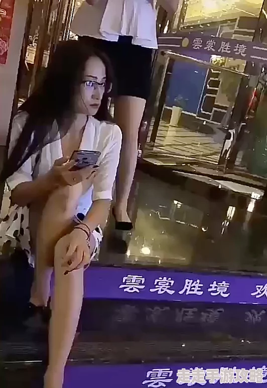 高清嫩模在线视频私拍：新平台上线，提供更丰富的内容和互动体验，吸引众多用户关注与参与