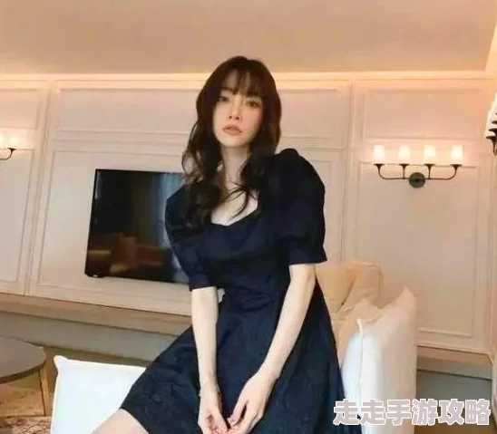 老熟女对白放荡在生活中我们要勇于追求自己的幸福与快乐，展现真实自我，拥抱每一个精彩的瞬间，共同创造美好未来