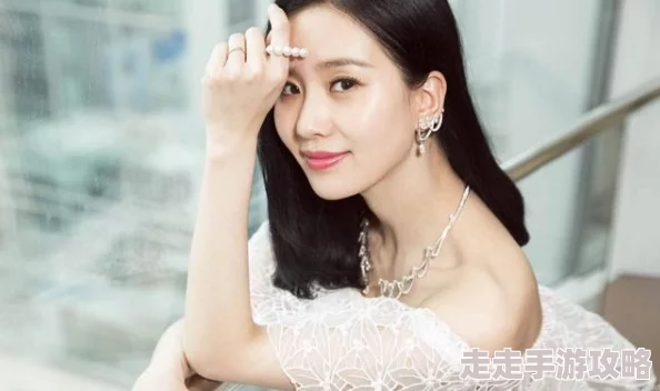 狠狠狠色丁香婷婷综合久久88近日被曝出与多位明星的绯闻引发热议网友纷纷猜测其真实身份和背后的故事让人期待更多内幕消息