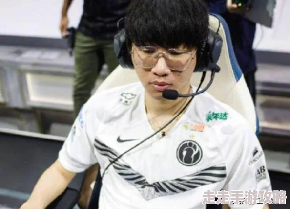 2025年热门足球游戏推荐:冠军足球经理4全新赛季挑战与球员转会动态 2025年热门足球游戏推荐:冠军足球经理4全新赛季挑战与球员转会动态